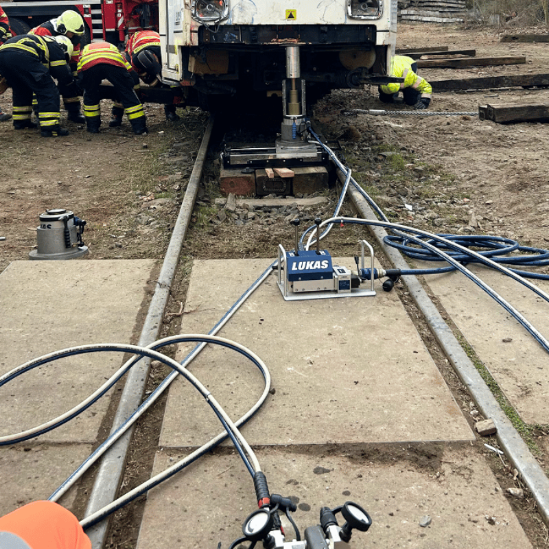 Übersicht des Aufgleistrainings mit LUKAS und Vetter – Matter Hydraulik als Teilnehmender vor Ort