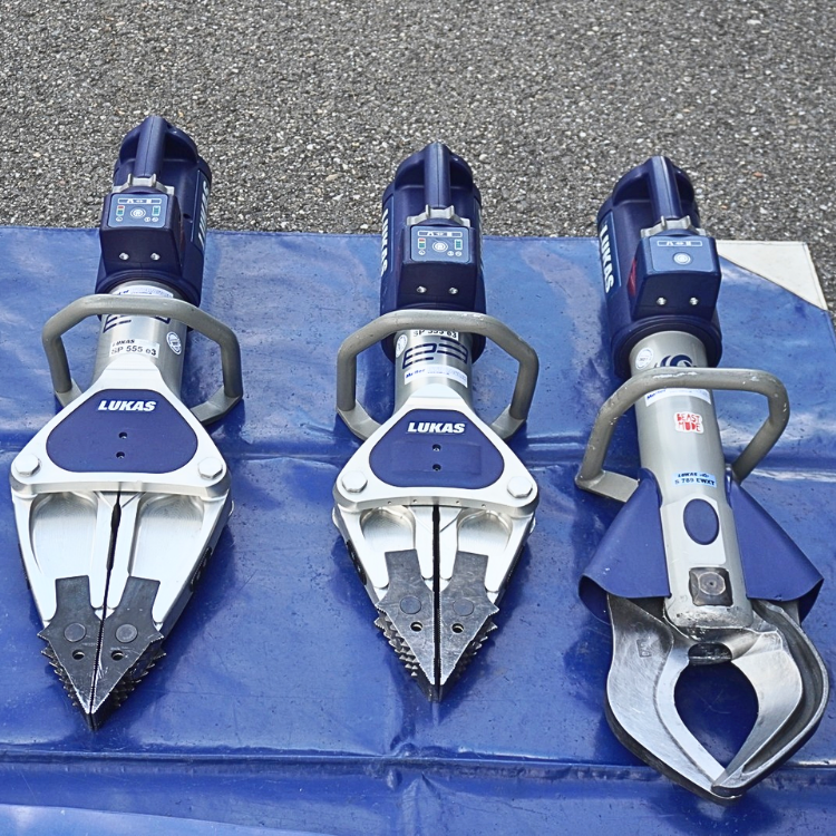 Die Rettungsscheren- und Spreizer von Matter Hydraulik
