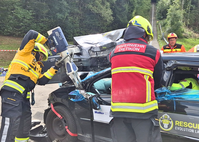 E4 Spreizer im Einsatz 2 - Rescue Evolution Day 2026